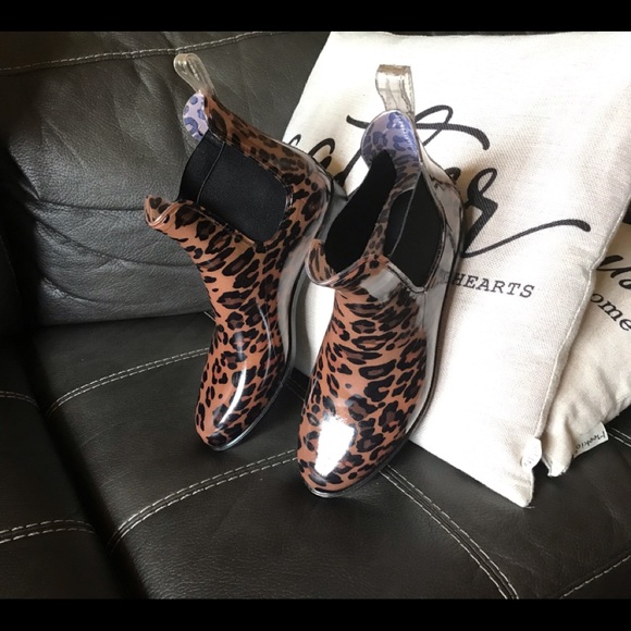 Rain boots - Picture 2 of 4